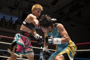 花形冴実選手(左)